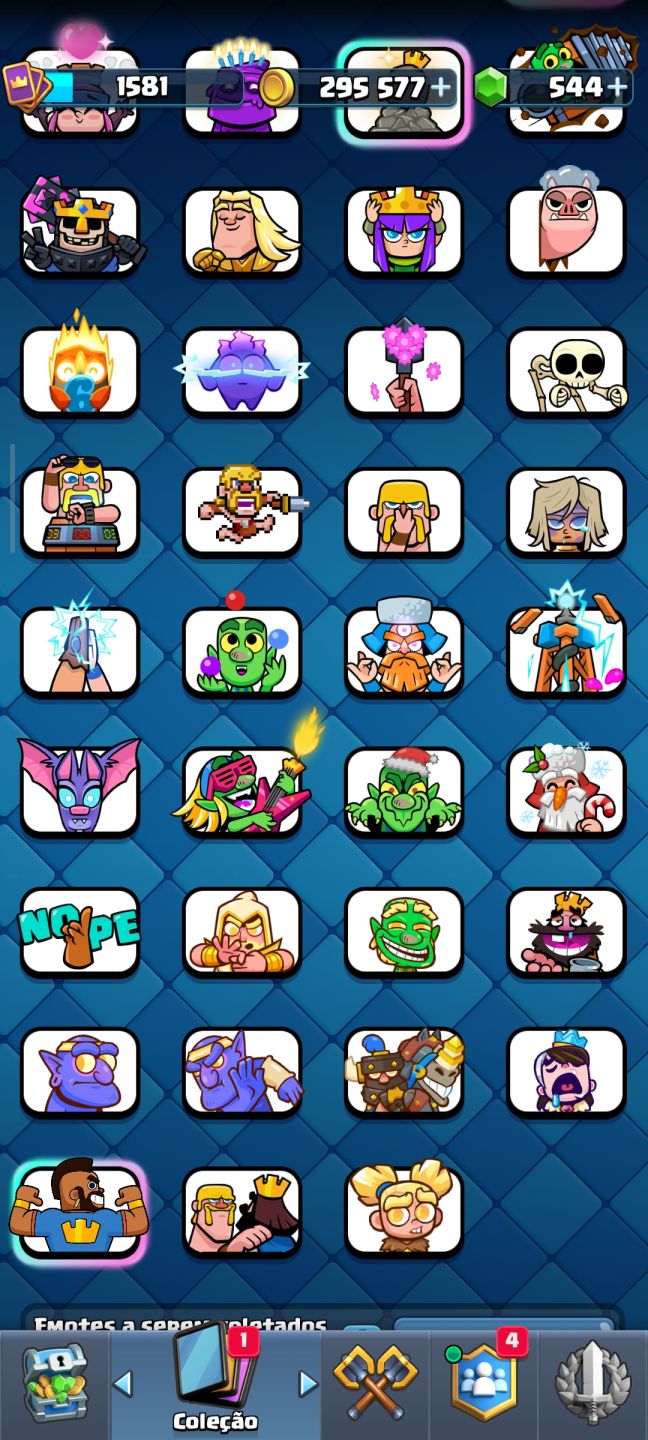 Clash Royale maior campeão 14k de troféus emotes raros