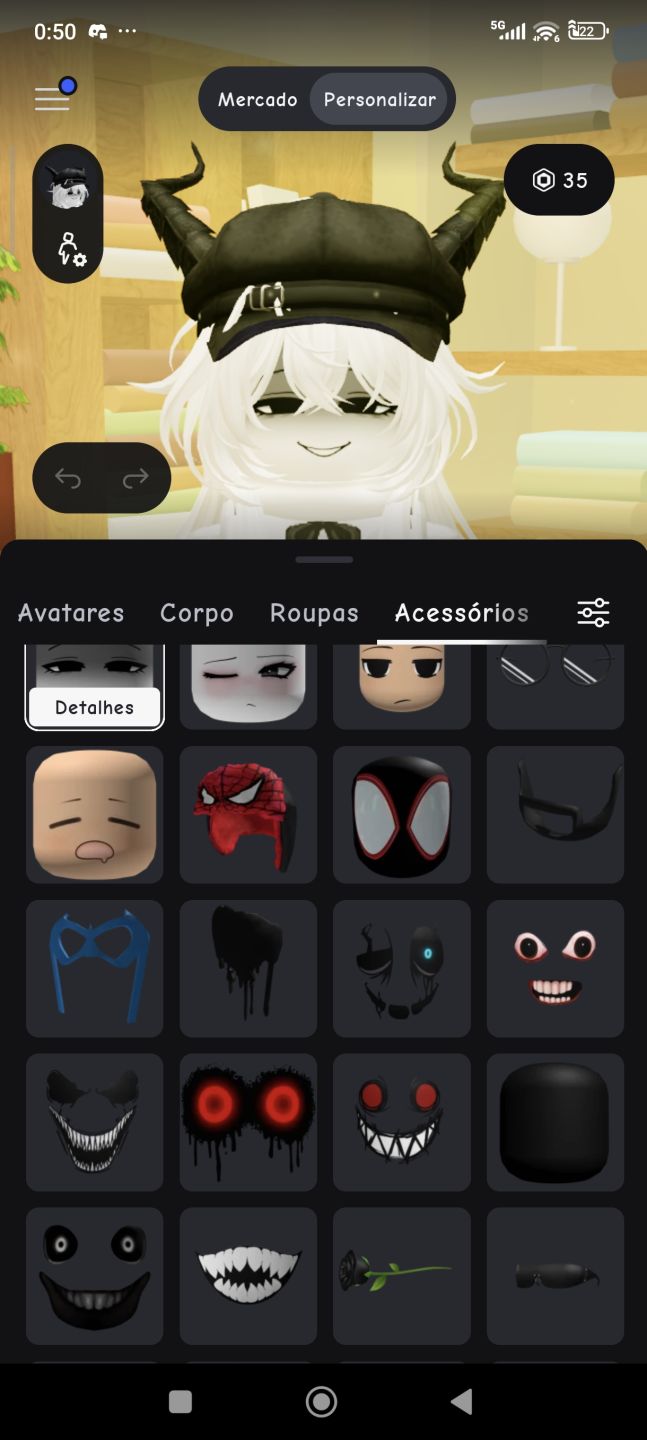 Conta de Roblox com várias skins