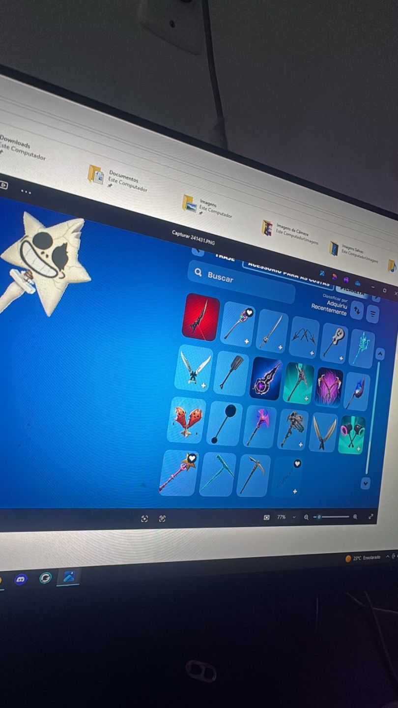 Conta de fortnite com 40 skins + neymar e com gta 5 original no melhor preço