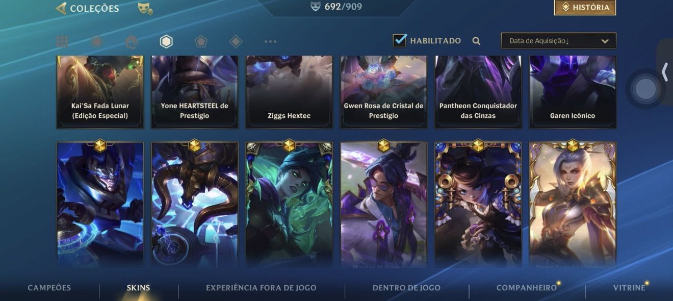 Conta Premium com 692 Skins