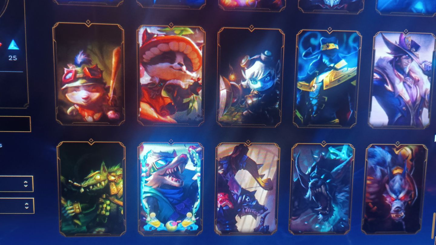 Conta Full acesso 97 skins incluindo mordkaiser sahn uzal 56 mil essência azul