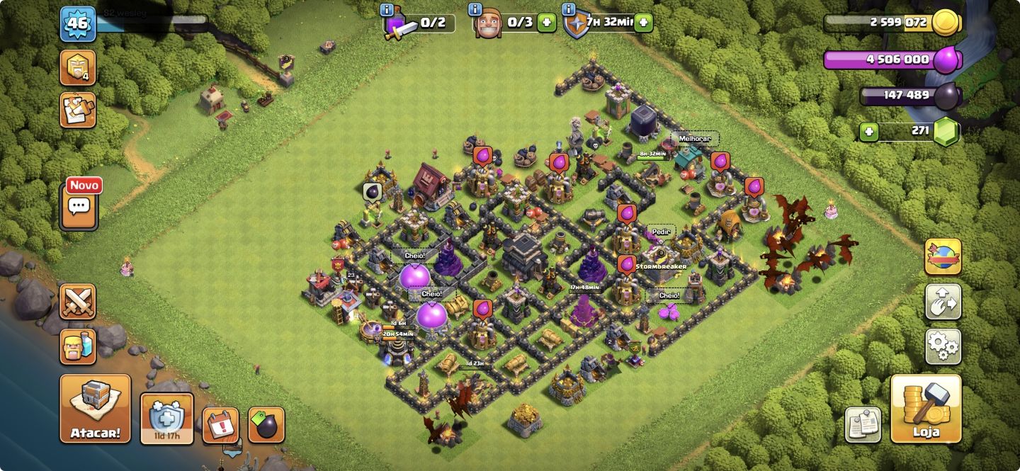 Vende se conta clash of clans nivel da vila 10 possui 3 herois e tem muita gema