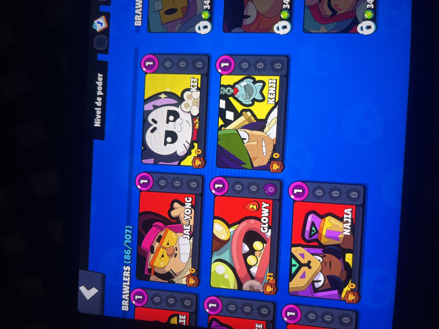 Conta de Braw Stars com mt brawlers maximizados para jogar rank maximo mitico1
