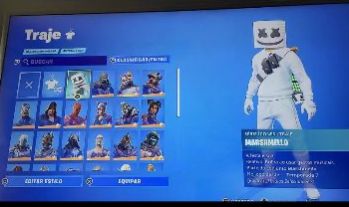 CONTA FORTNITE COM ACESSÓRIOS RAROS E DE PASSES ANTIGOS