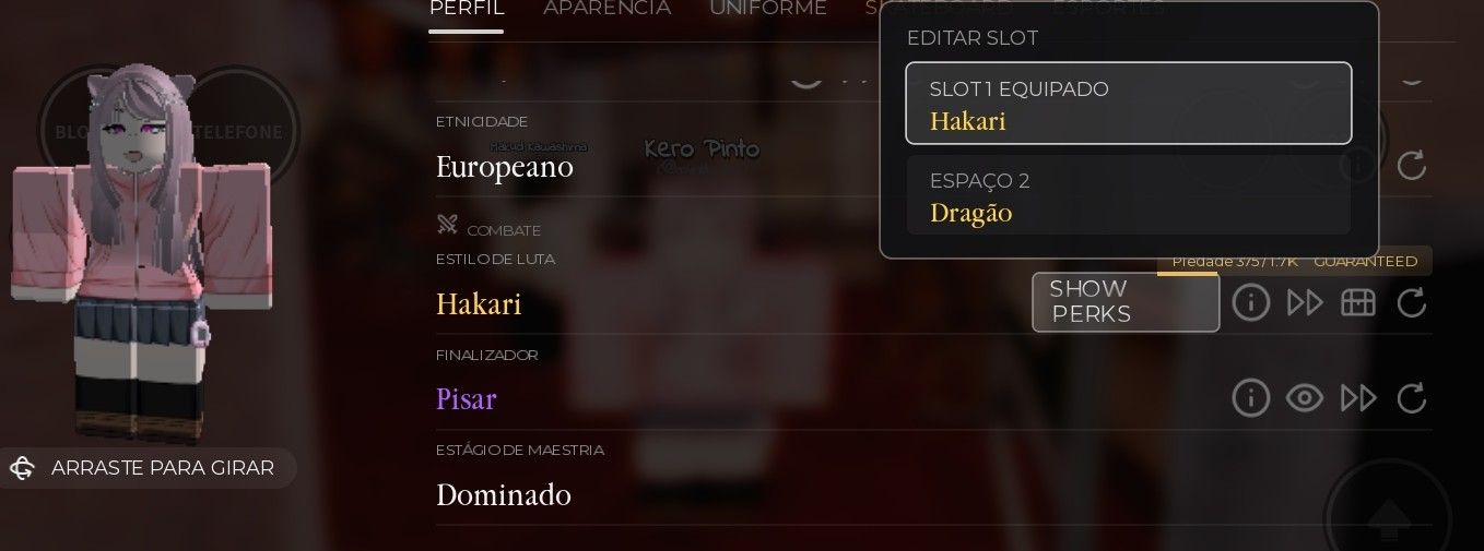 Conta feminina gakuran com cabelo rosa, skate e itens raros.