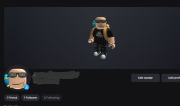 Conta antiga Roblox 2018 com itens de eventos UNV