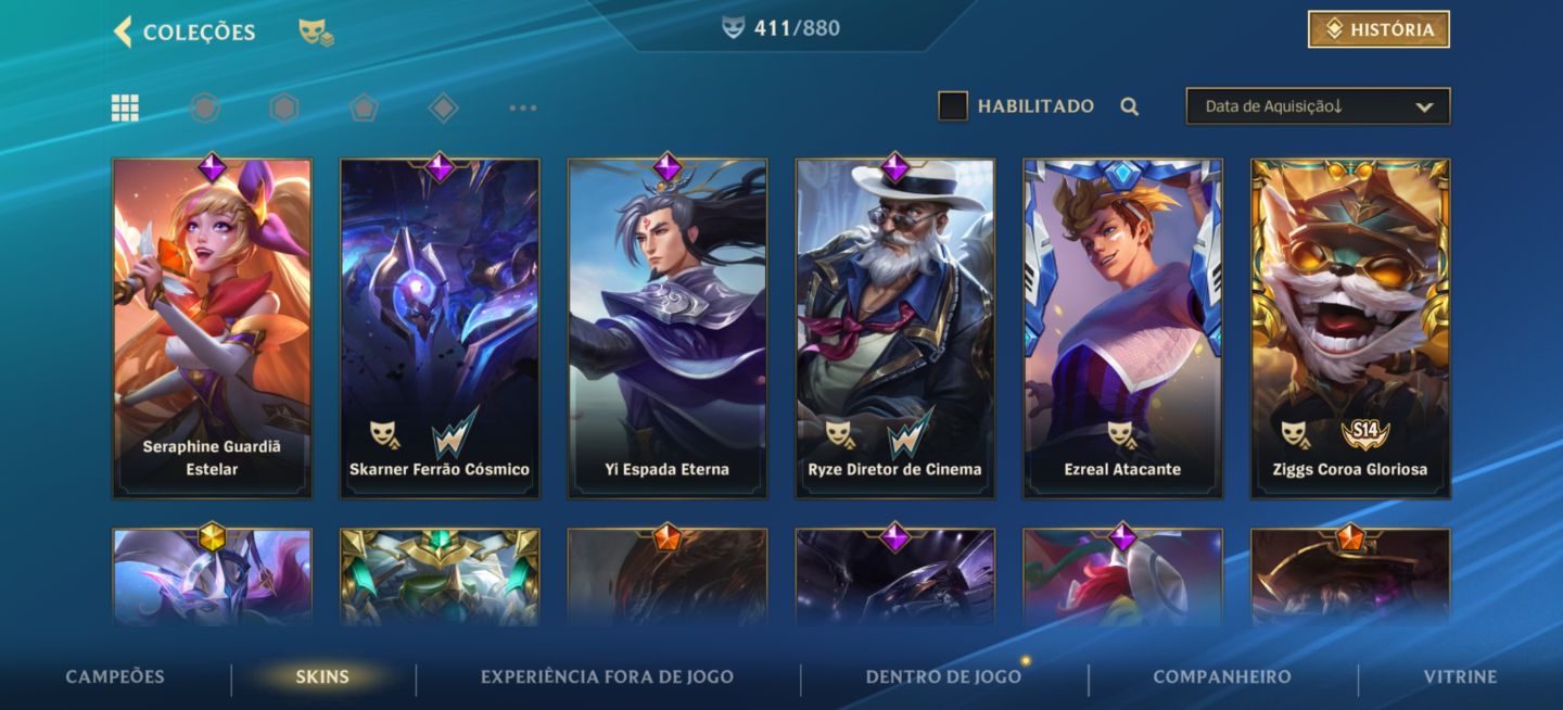 Conta monarca com 411 skins e vários cosméticos