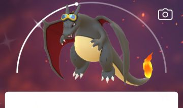CONTA POKÉMON GO CHARIZARD SHINY E+