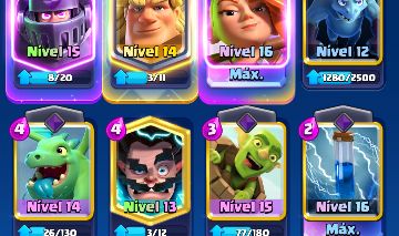 Conta Clash de dois anos com tudo do jogo