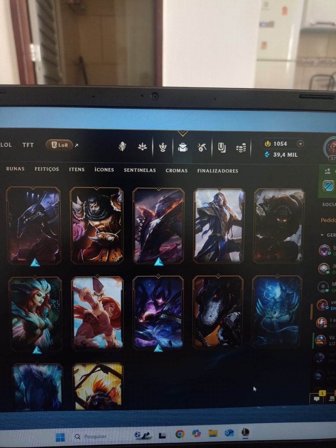 CONTA RIOT( LOL, WILRD RIFT, LOR, TFT) MAIS DE 1K E 500 GASTOS