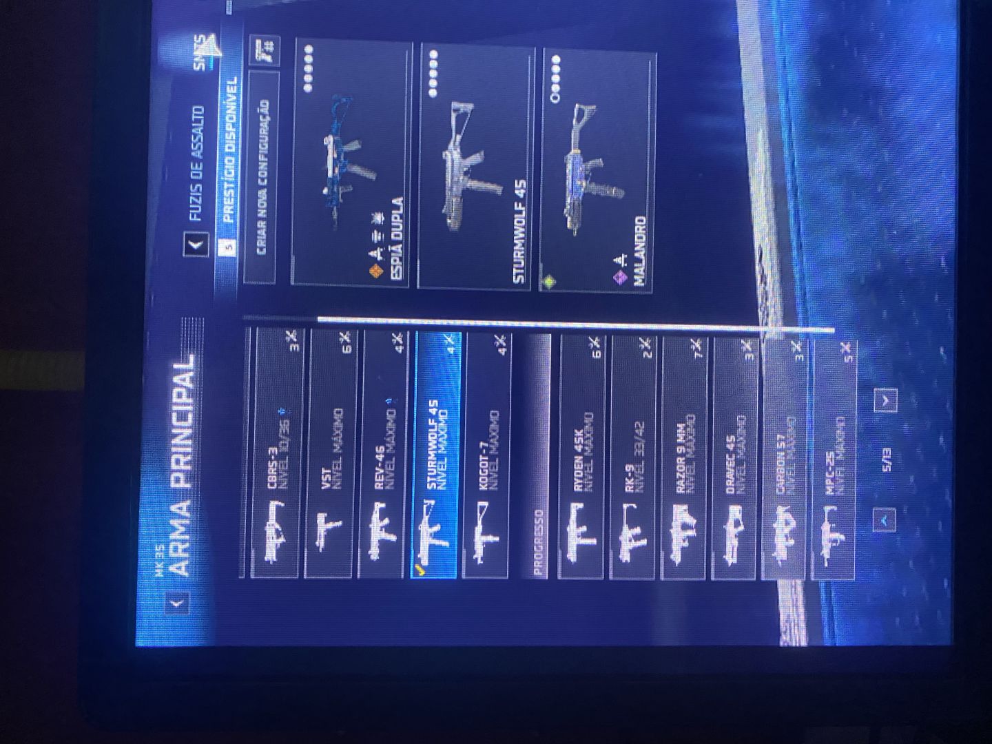 Conta warzone top com varias skins valeria iceflow dentre outras