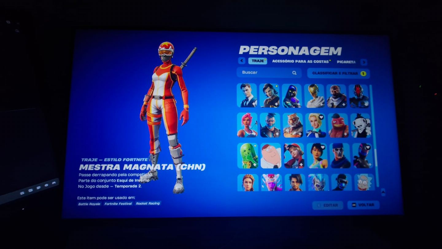 CONTA DE FORTNITE COM 150+ SKINS E PICARETAS TRYHARDS (INCLUSO ASTROWORLD)