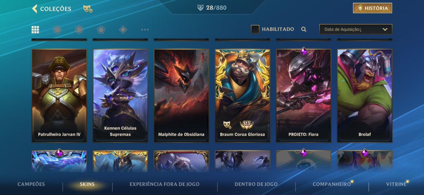 Conta wild rift com skin de passes, skin lendaria e miito mais