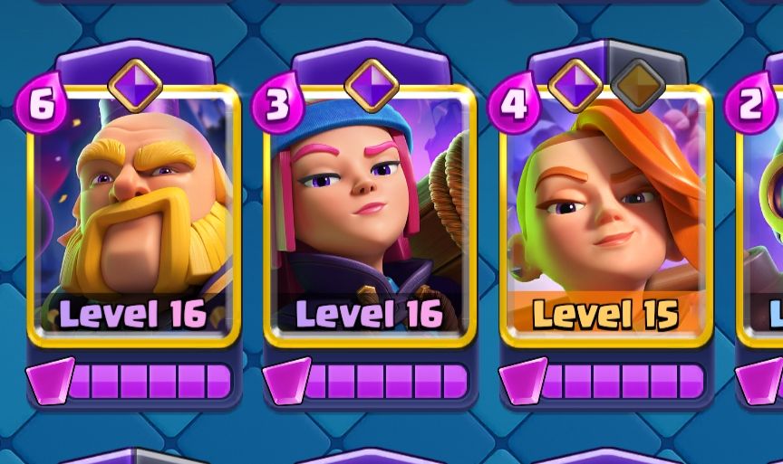 Conta de clash royale arena 29 (31 evos/7 herois/7 cartas lvl 16)