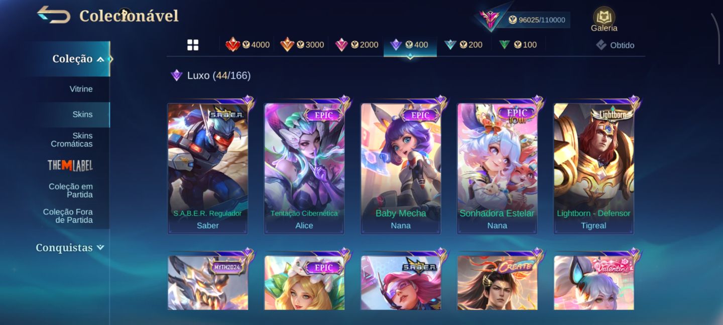 Conta com mais de 300 skins
