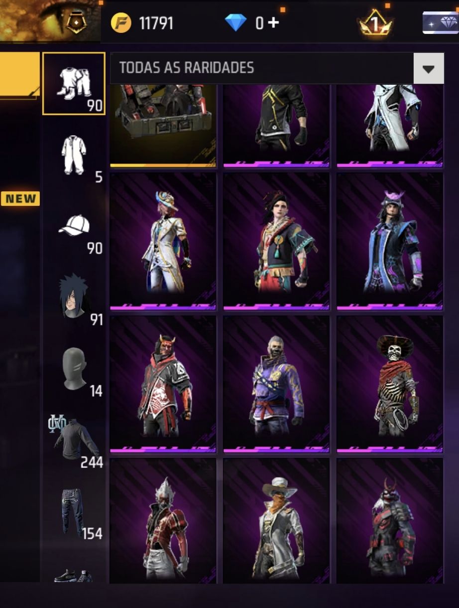 Conta antiga de free fire com algumas skins raras de incubadora e passe