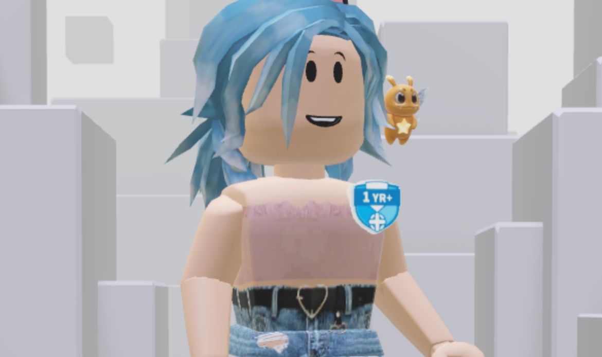 Conta de Roblox com bastante Skin feminina