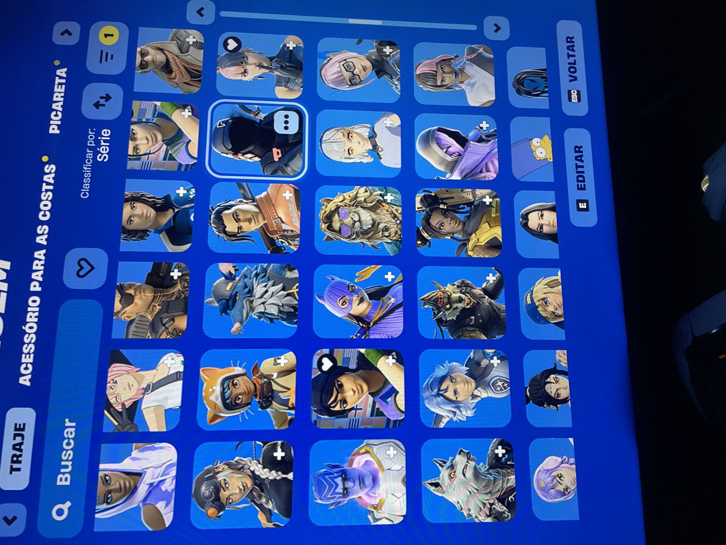 Conta de Fortnite com mais de 300 Skins!