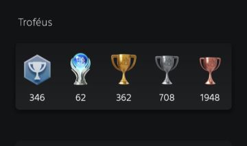 Conta PLAYSTATION com 62 platinas e jogos na conta