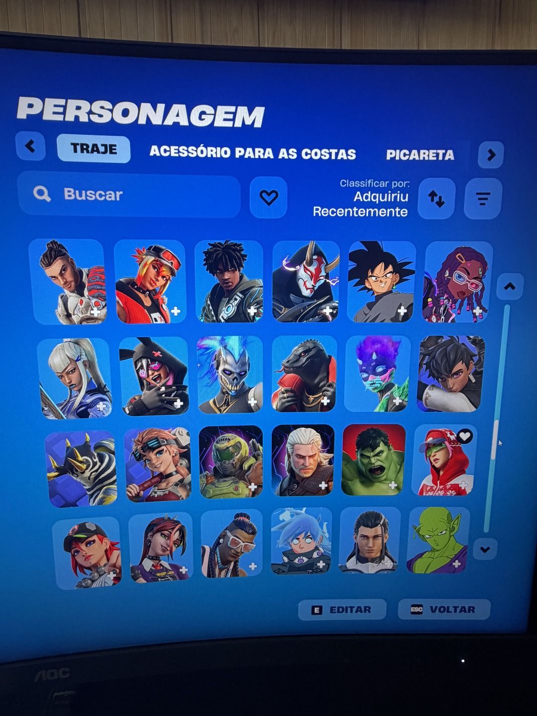 CONTA FORTNITE COM LARA CROFT - 2K DE NIVEL CARREIRA - TOTALMENTE ALTERAVÉL