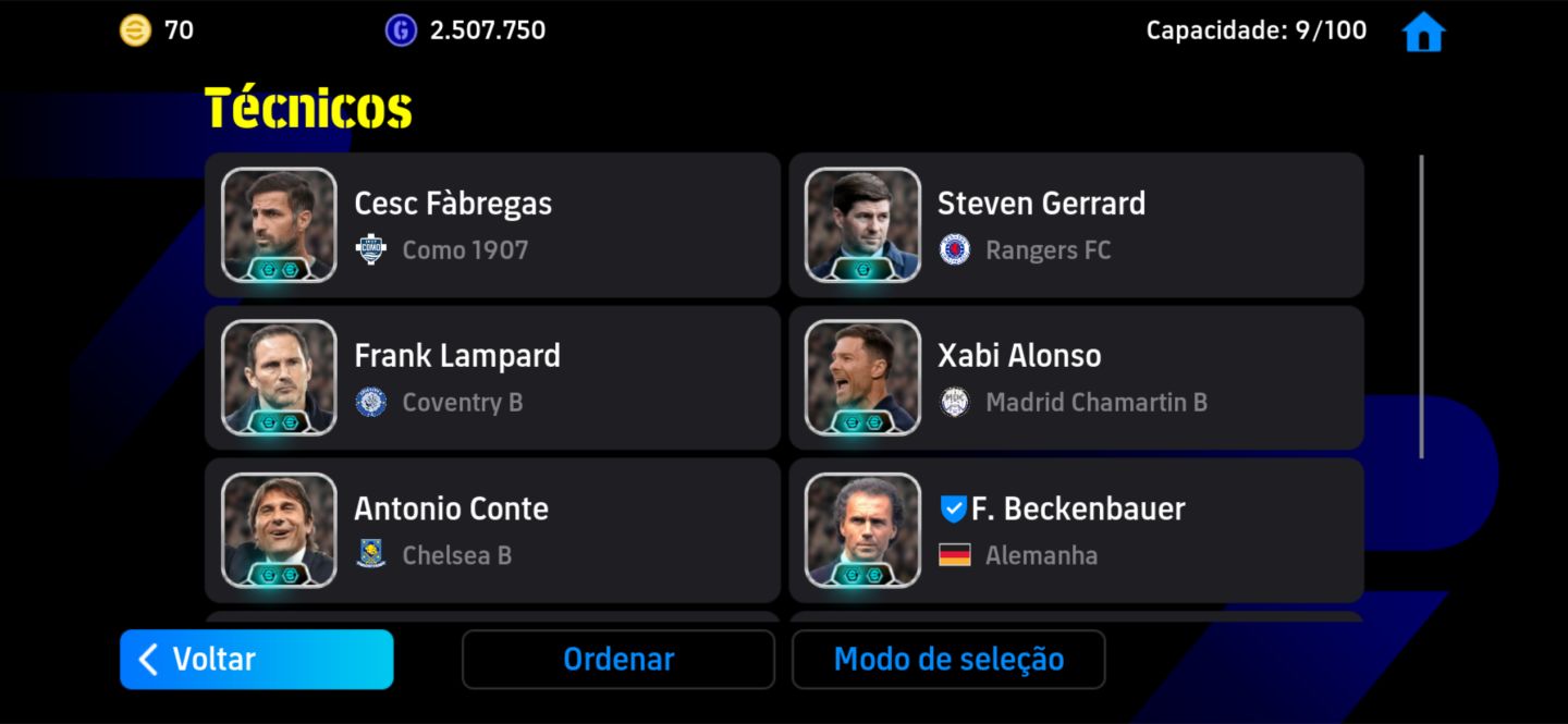 Conta efootball com o Super Messi e varios épicos