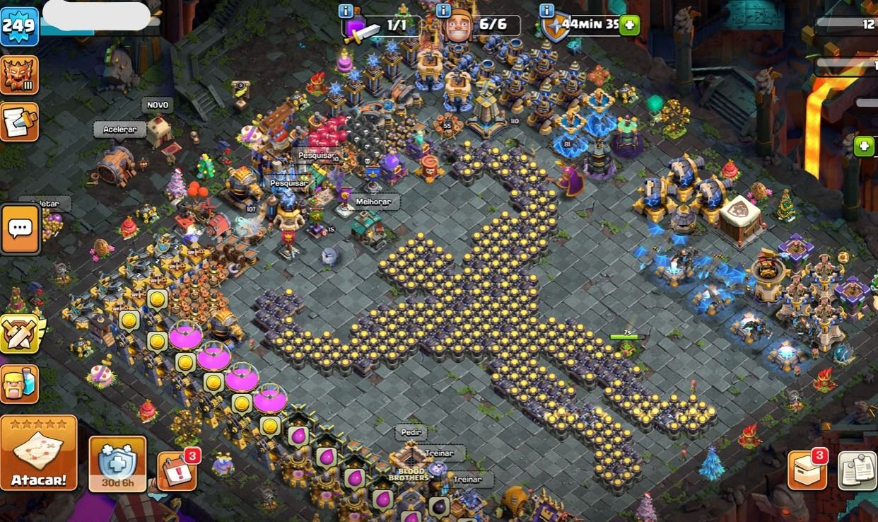 CONTA CLASH OF CLANS END-GAME - CENTRO DE VILA 18 (COM PASSES E MEDALHAS)