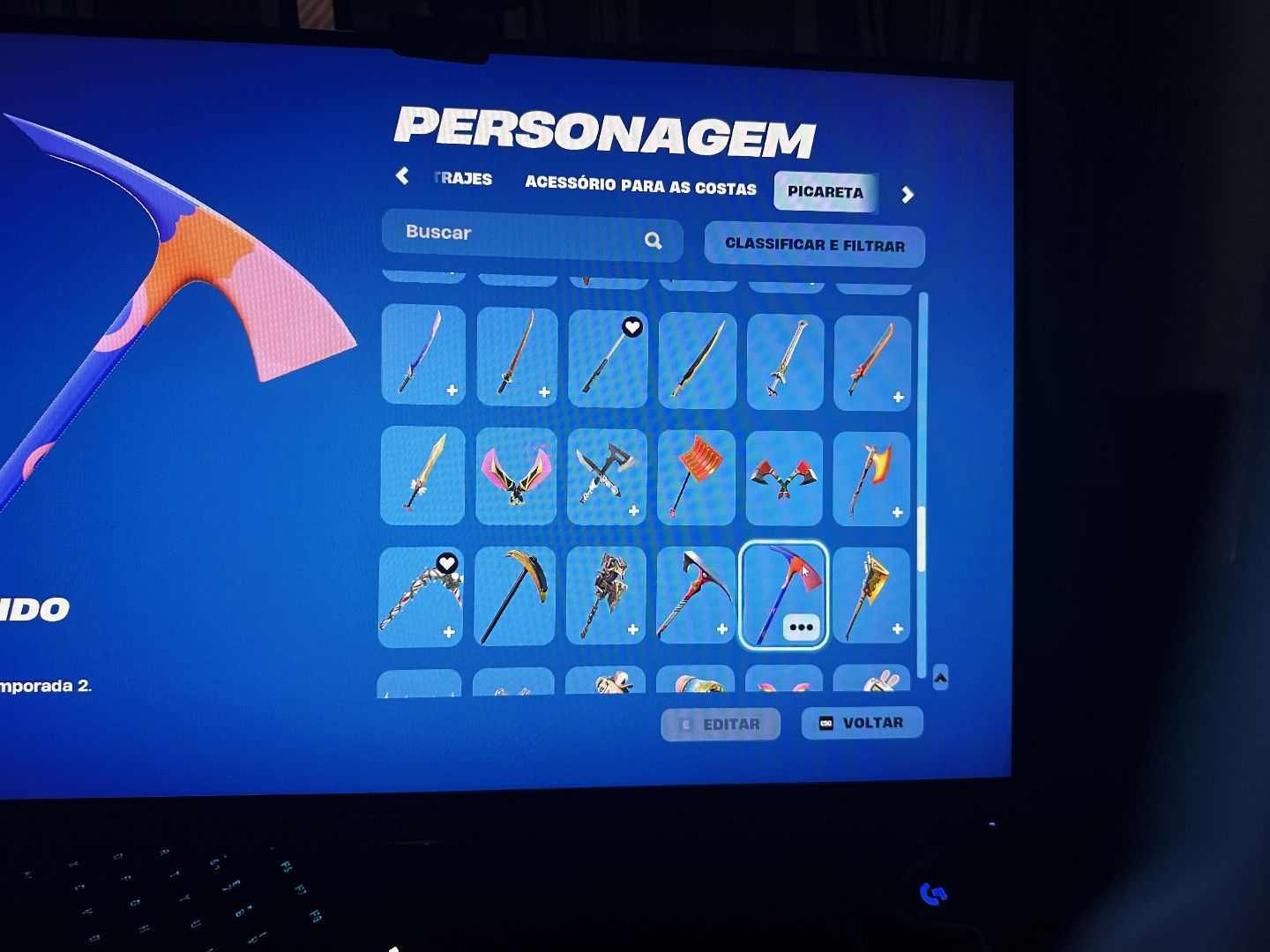 Conta Fortnite!!+200 skins/picareta rara/danca rara/ikonik/glow
