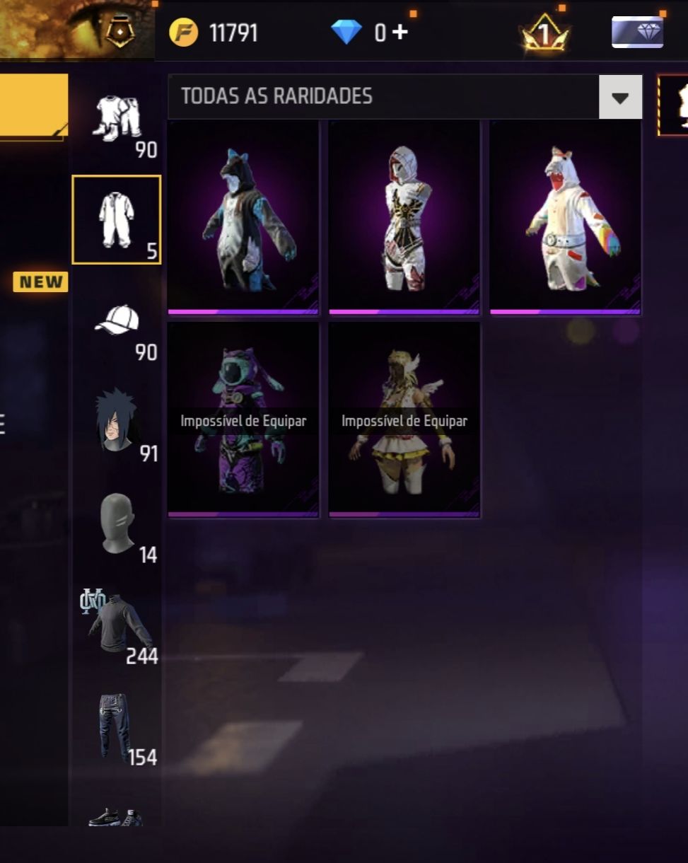 Conta antiga de free fire com algumas skins raras de incubadora e passe