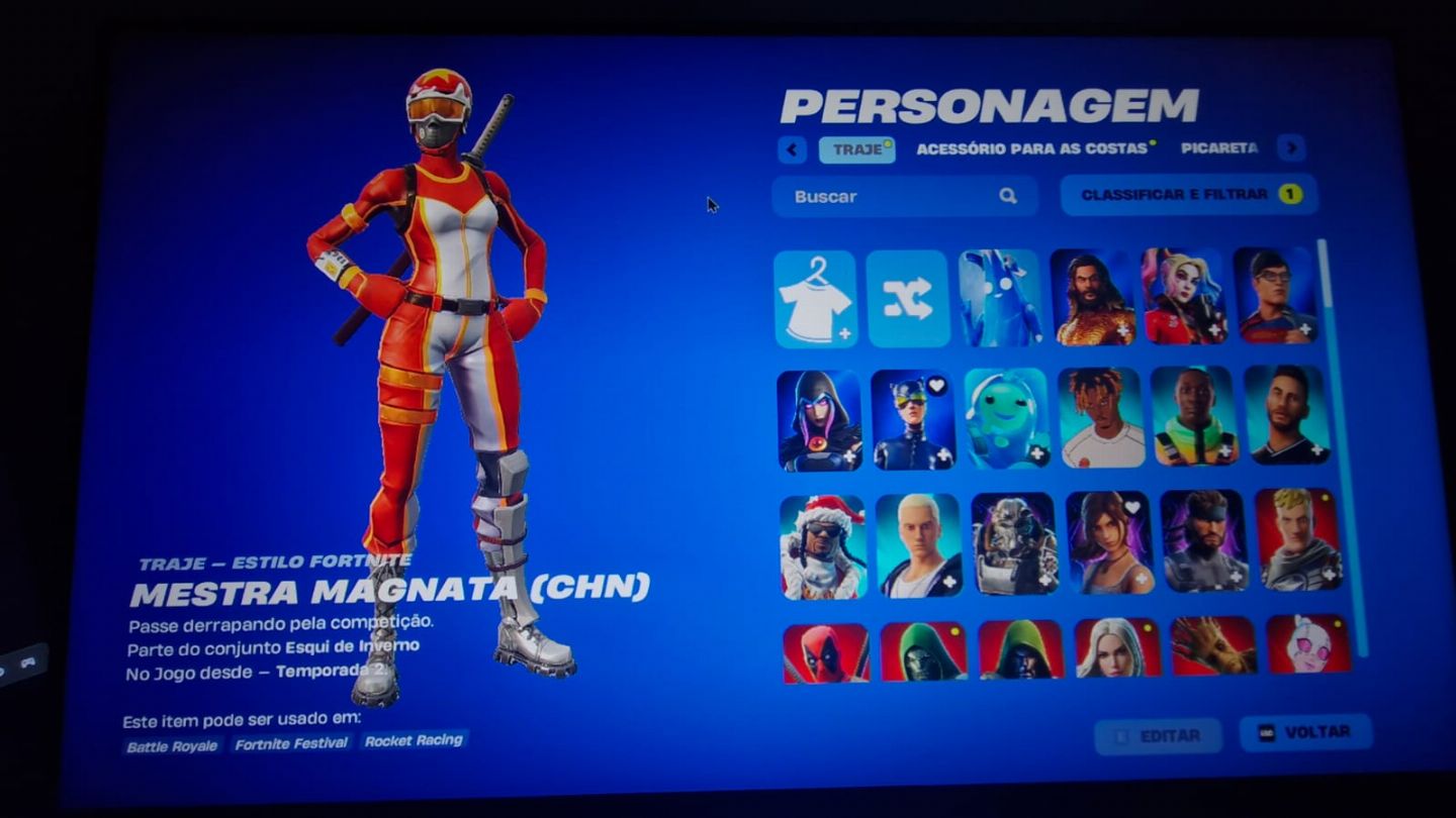 CONTA DE FORTNITE COM 150+ SKINS E PICARETAS TRYHARDS (INCLUSO ASTROWORLD)
