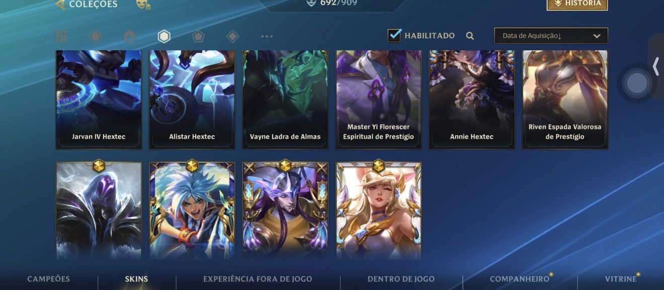 Conta Premium com 692 Skins