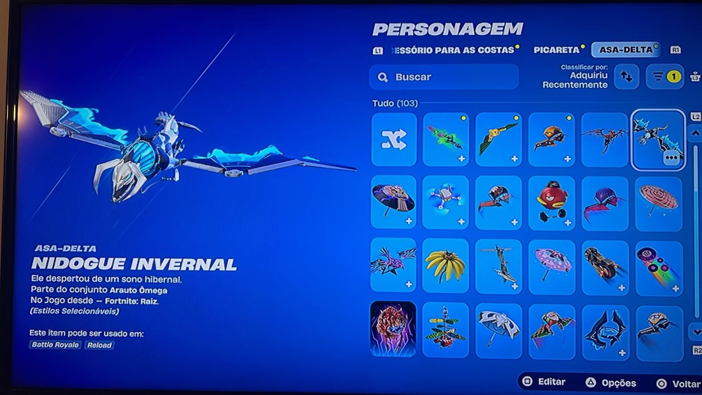 Conta fortnite com salve o mundo antigo ,rara com mais de 100 skins 2000 gastos