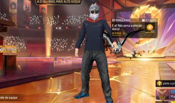 CONTA FREE FIRE GEMADA E ANTIGA COM BARBINHA ANGELICAL E SOMBRA ROXA