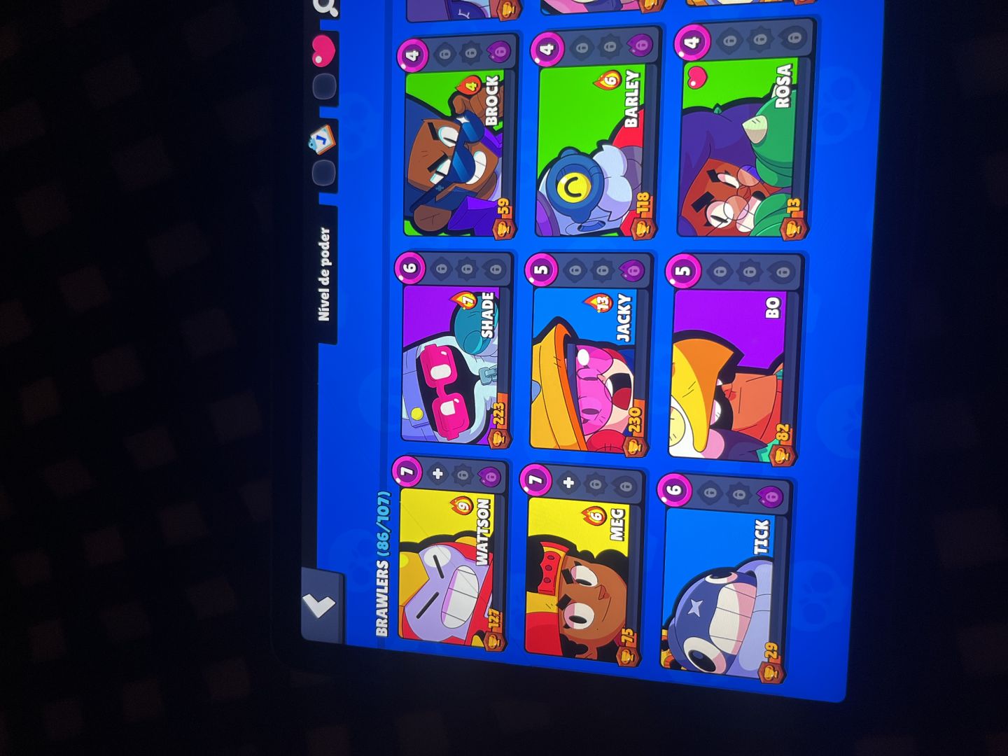 Conta de Braw Stars com mt brawlers maximizados para jogar rank maximo mitico1
