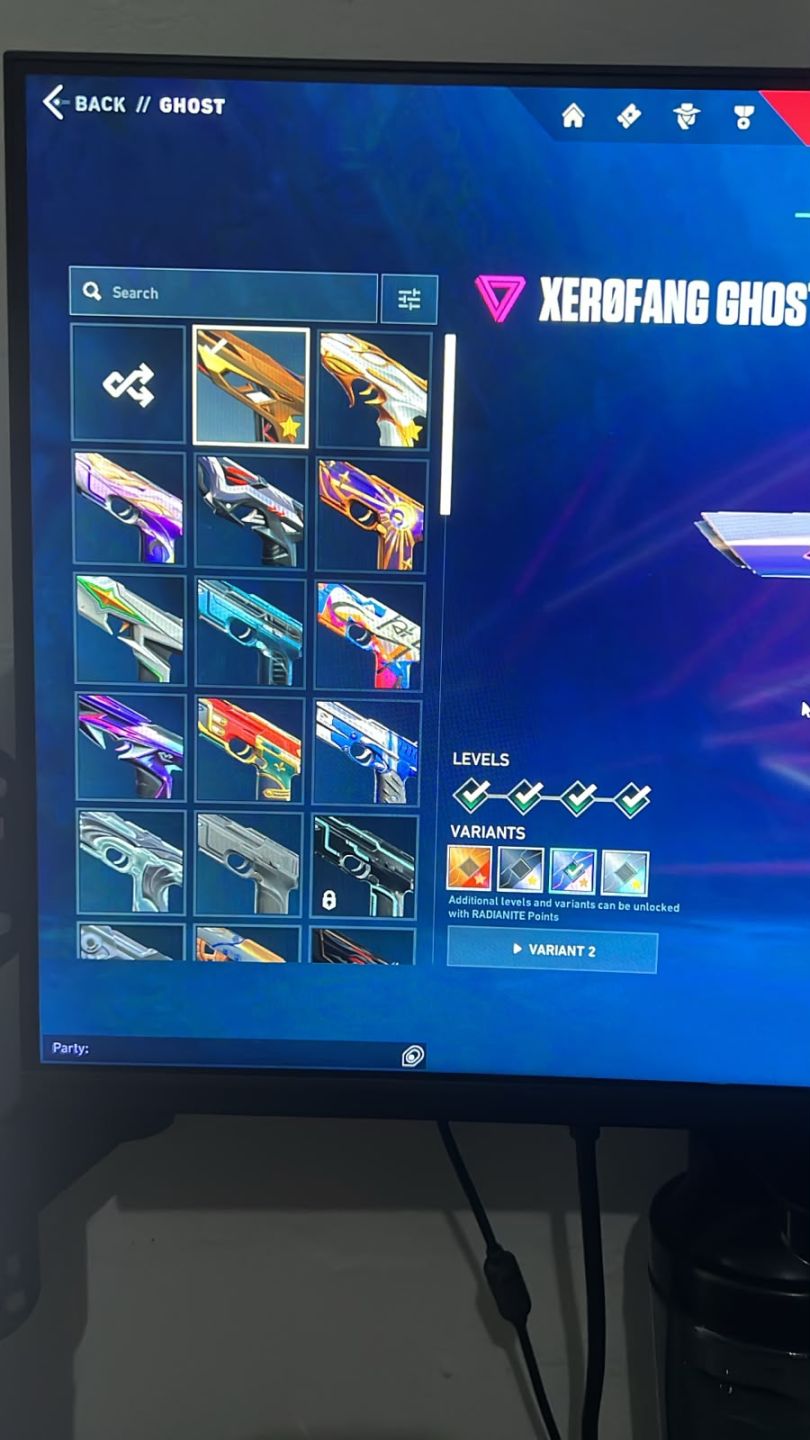 Conta valorant com MUITA skin pra sair rápido!