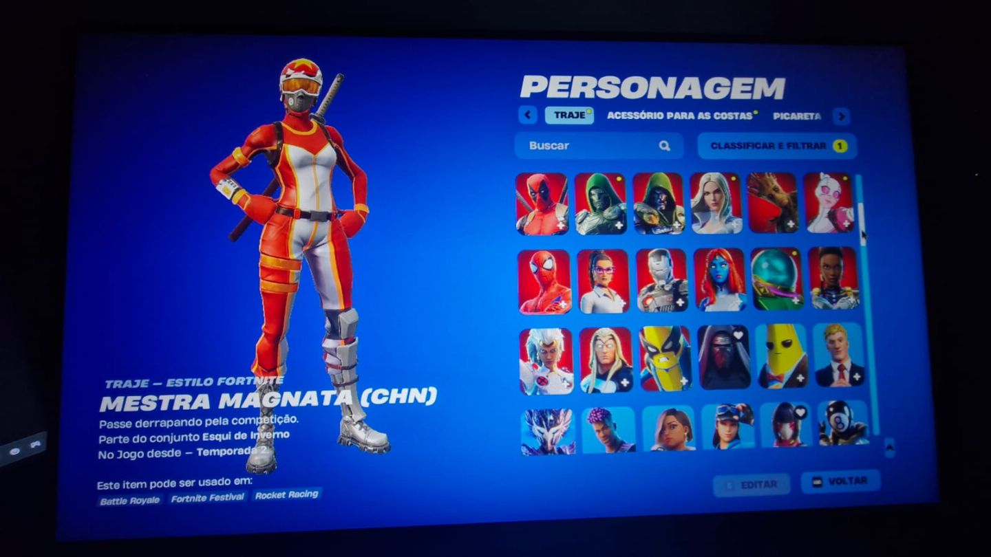 CONTA DE FORTNITE COM 150+ SKINS E PICARETAS TRYHARDS (INCLUSO ASTROWORLD)