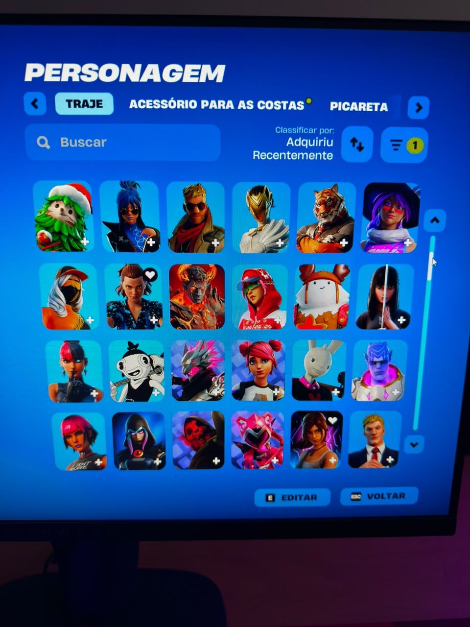 CONTA DE FORTNITE RARA MINTY AXE, TRAVIS, PICARETA KRATOS E MAIS