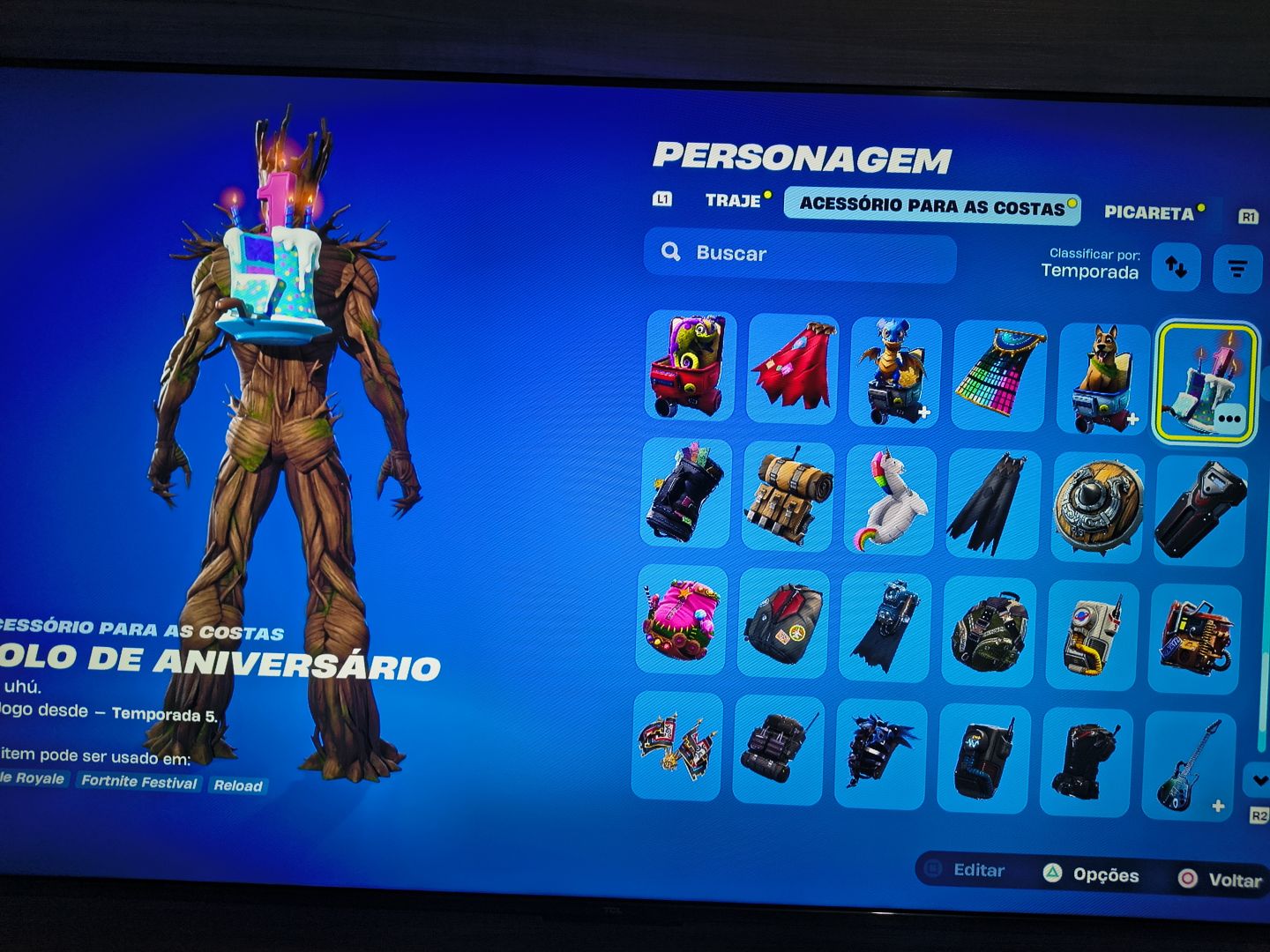 Conta Fortnite com 2 mil v-bucks