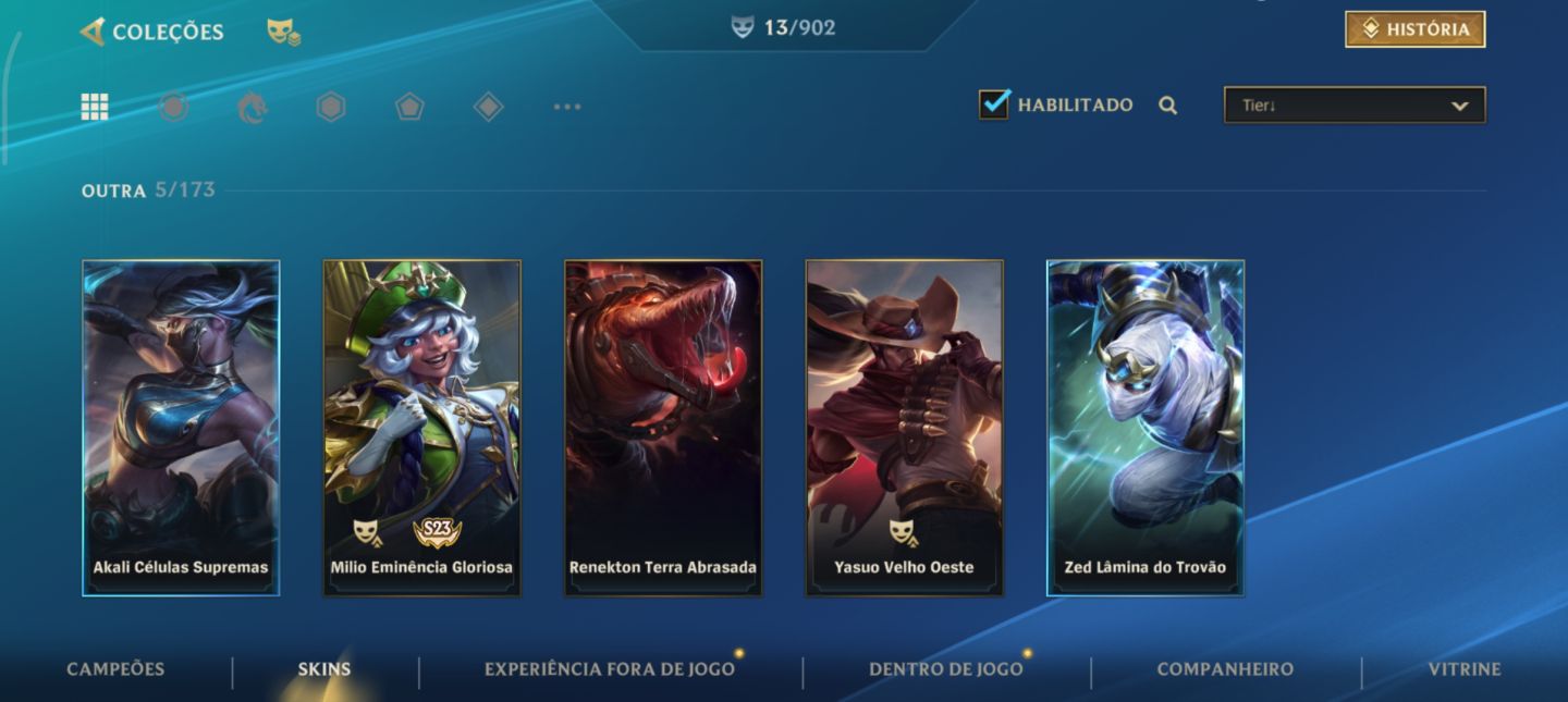 Conta de Wild Rift com 3 skins lendárias e algumas épicas