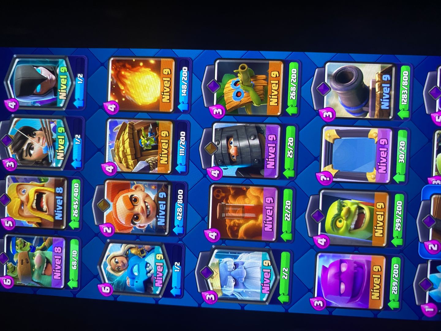 Conta de Clash Royale quase 9k de troféus e pekka nvl 15