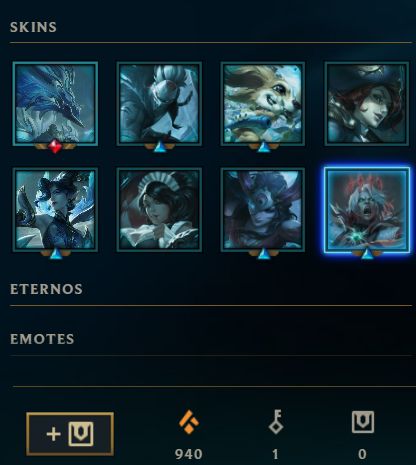 CONTA SMURF COM VÁRIAS SKINS NO ESPOLIO