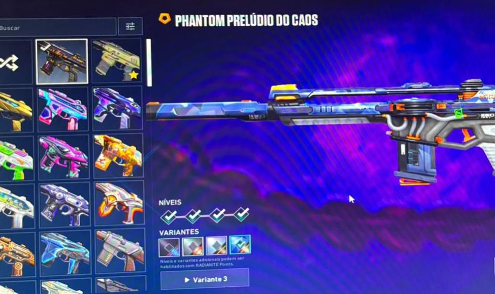 Conta valorant com mais de 2k gastos , elo atual plat 1