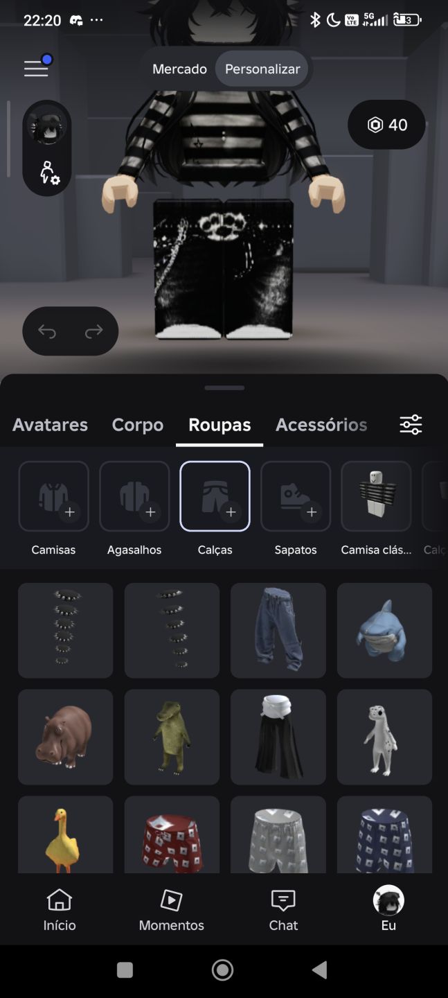 Conta de Roblox com várias skins