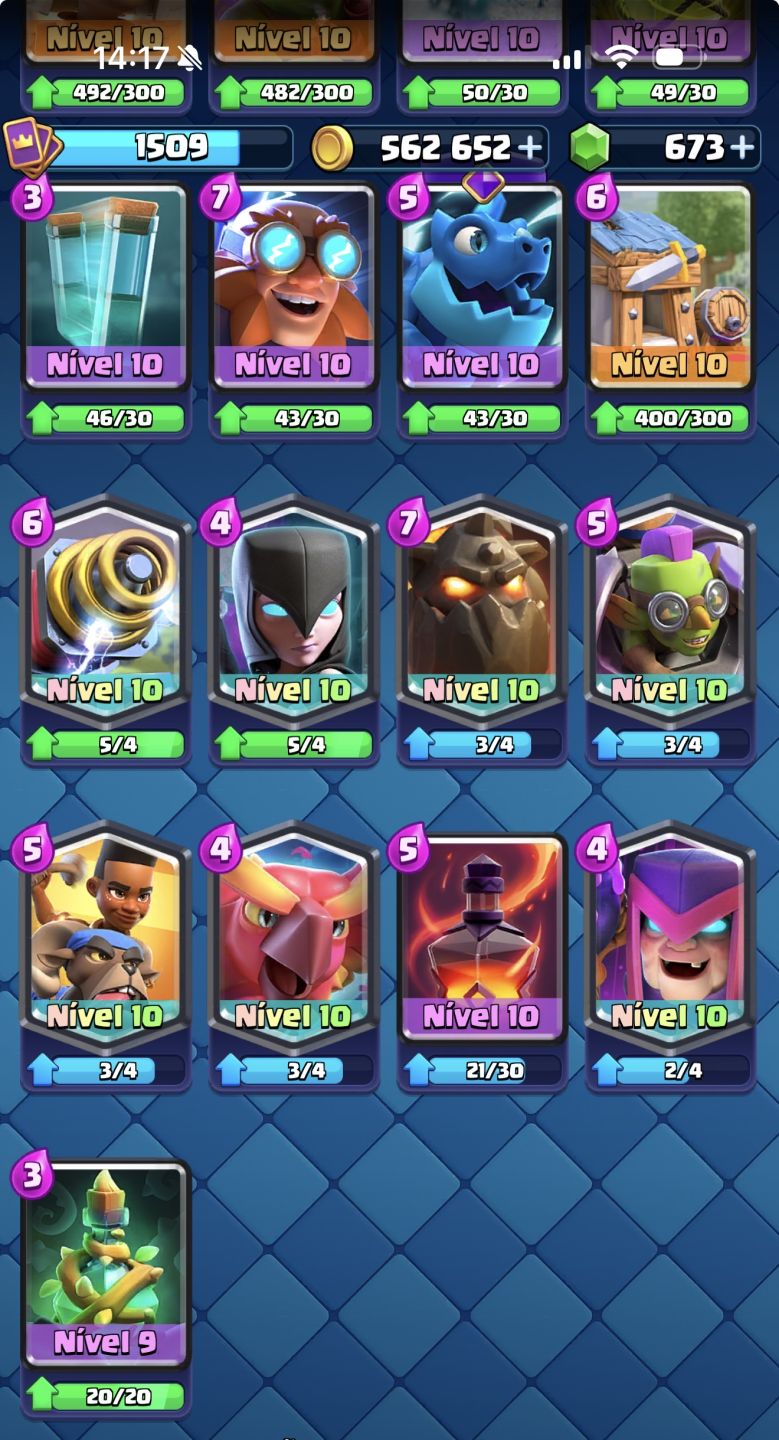 Conta clash Royale 10k troféus e 9 anos de conta