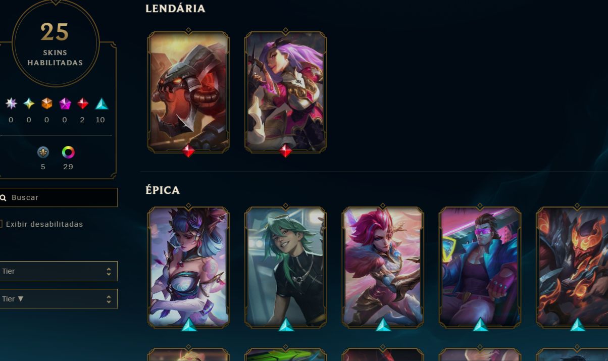 Conta no lol com skins e elo Esmeralda IV
