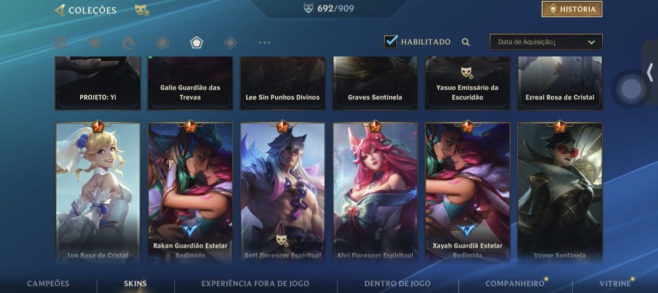 Conta Premium com 692 Skins