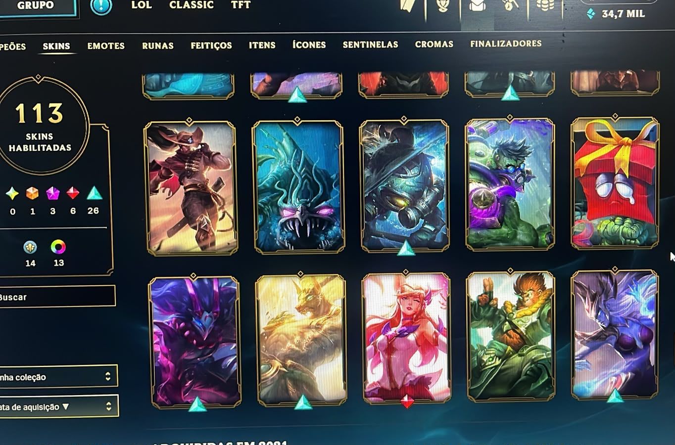 Conta no LoL, Esmeralda I, Todos os campeões, 113 skins, nivel 274.