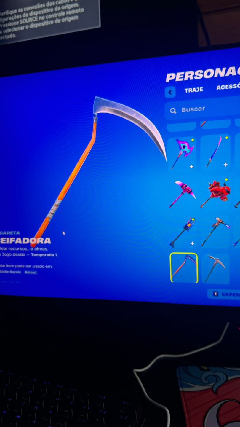 CONTA FORTNITE COM DADOS E PERSONAGENS RAROS