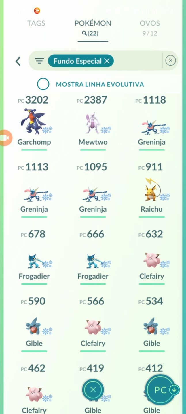 Conta nível 46e 6místico e 88 lendários e 9 mewtwo de armadura 1 mewtwo 100%