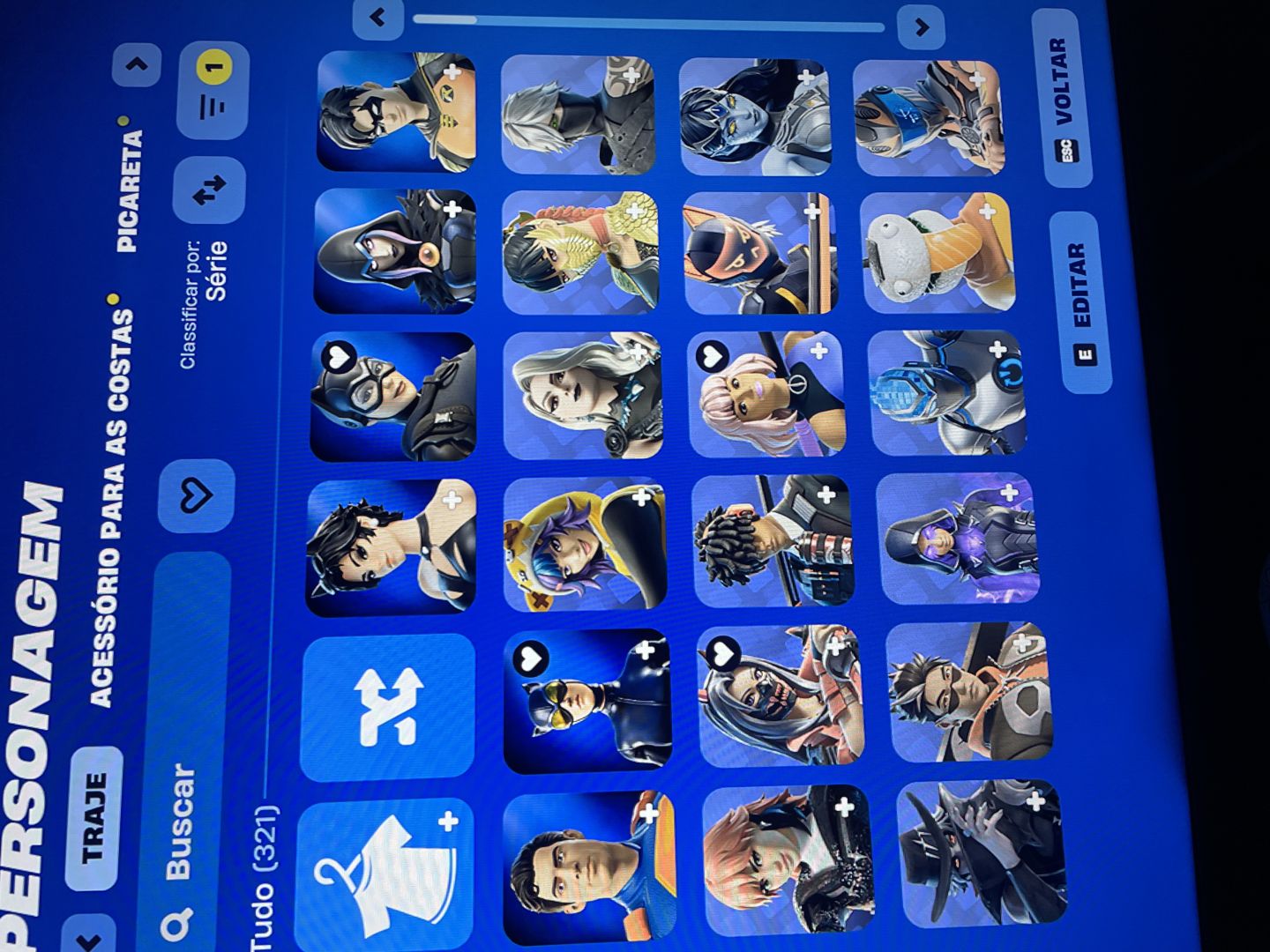 Conta de Fortnite com mais de 300 Skins!