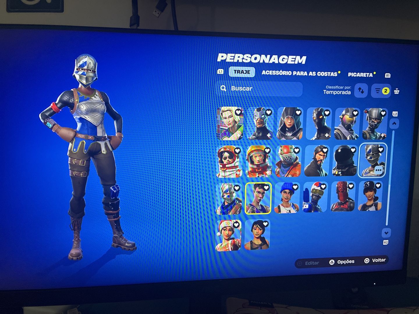 Conta FORNITE, Temporada 2 + minty + glow + leviatã + 212 skins e 234 picaretas
